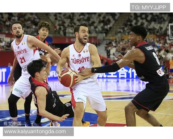 男篮热身赛精彩对决土耳其队全力以赴展现实力与团队合作